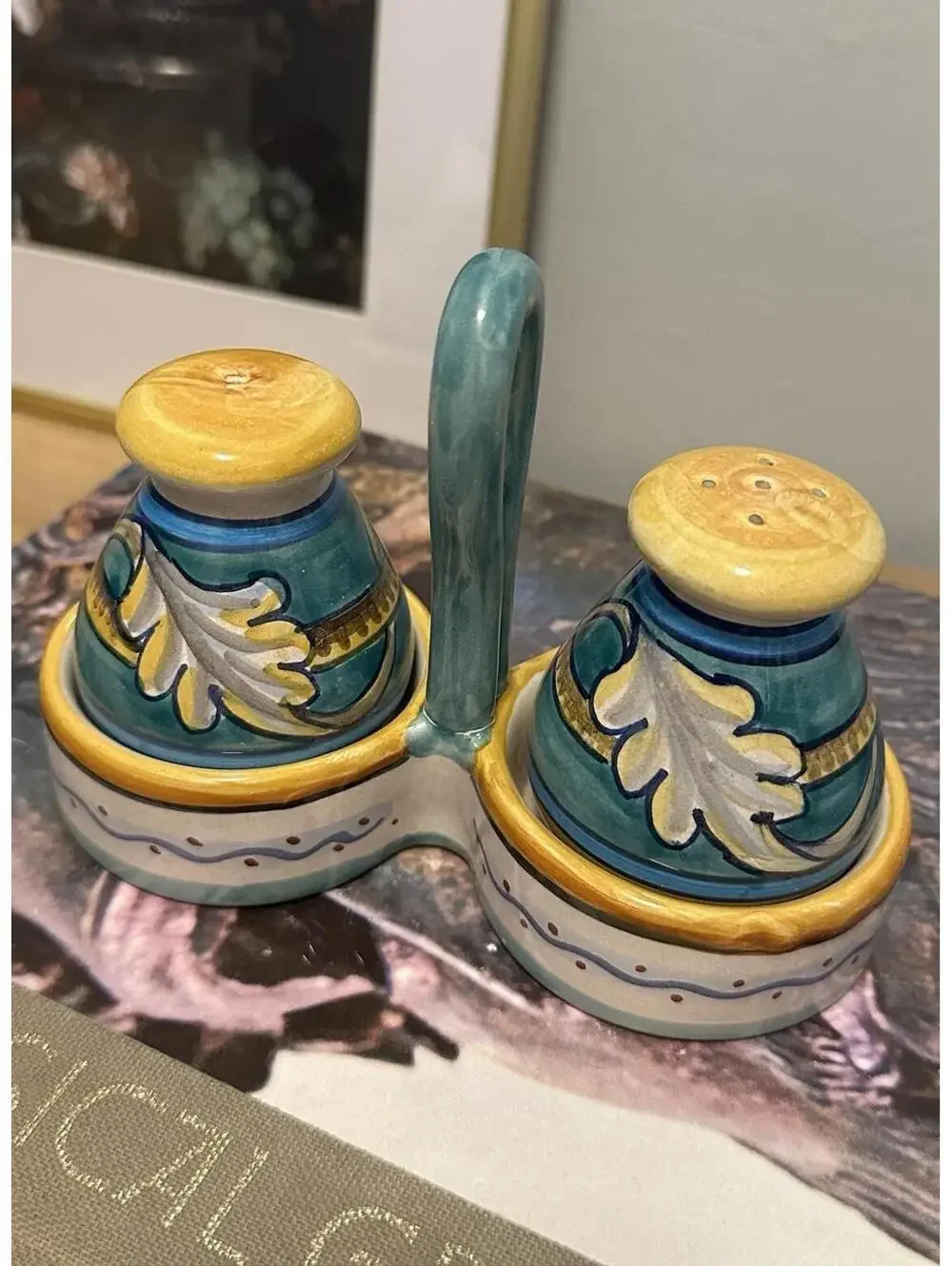 Deruta Italy Italian Pottery Raffaellesco Salt and Pepper Set With Caddy